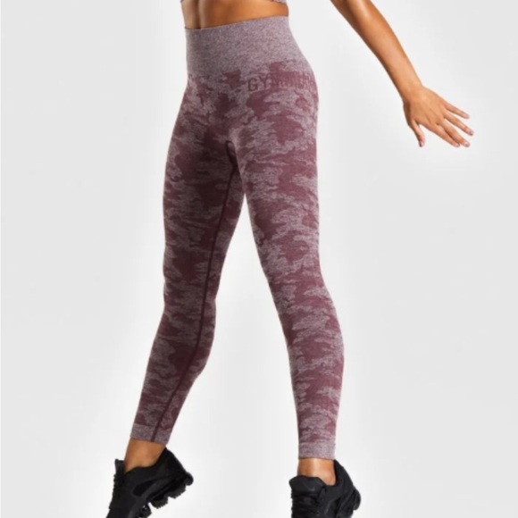 Gymshark Camo Leggings - Picture 4 of 11